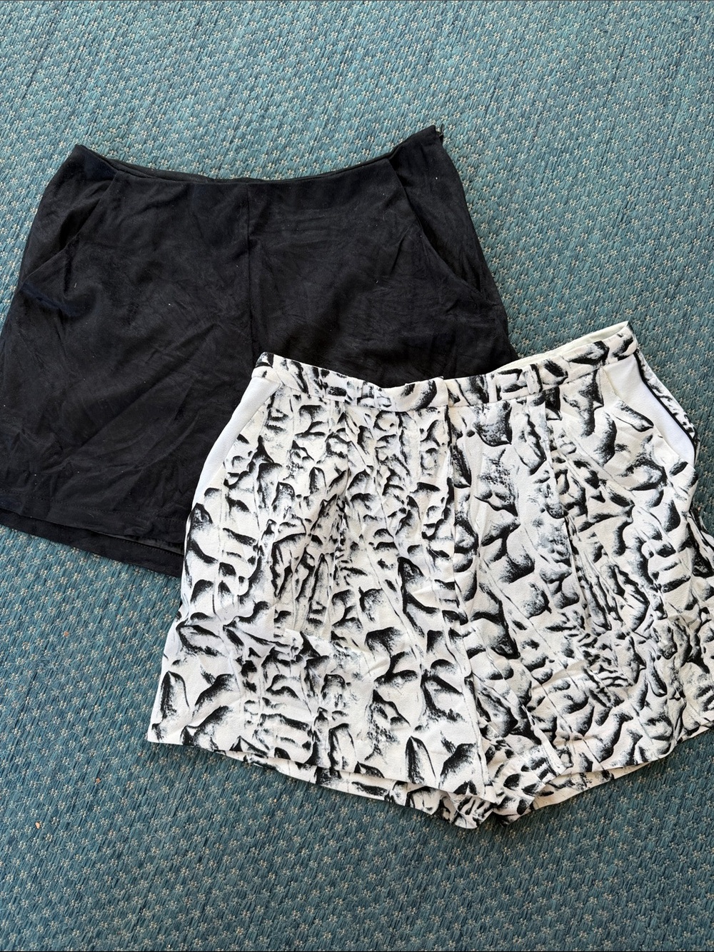 Shorts - Set of 2